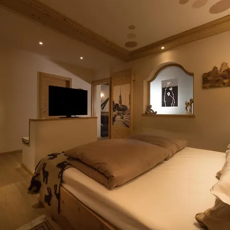 Patrizia Dolomites Glamour 4* Moena