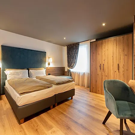 Patrizia Dolomites Glamour Szálloda 4*