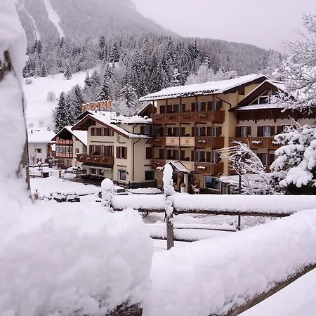 Patrizia Dolomites Glamour Szálloda 4*